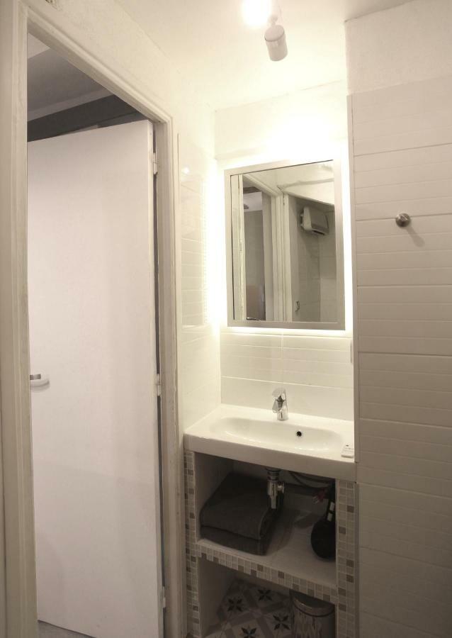 Gregbnb - T2 Ancien Et Moderne - Parking Inclus - 15Min Gare Toulon Buitenkant foto