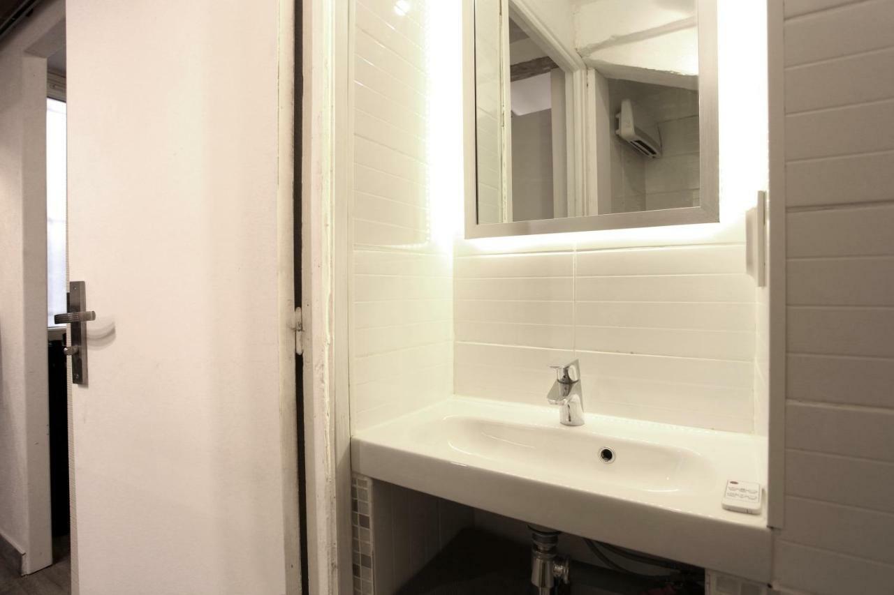 Gregbnb - T2 Ancien Et Moderne - Parking Inclus - 15Min Gare Toulon Buitenkant foto